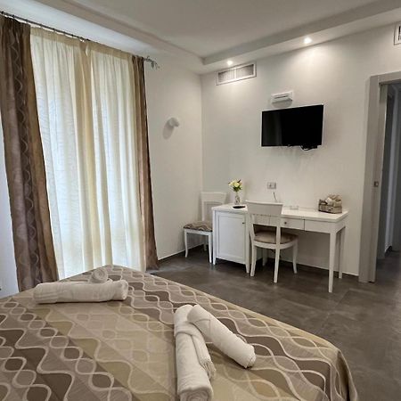 Appartamenti Il Ventaglio Липари Екстериор снимка